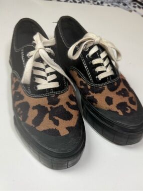 Good News Black Tan Leopard Print Chunky Retro Rockabilly Lace Up Sneakers Sz 9